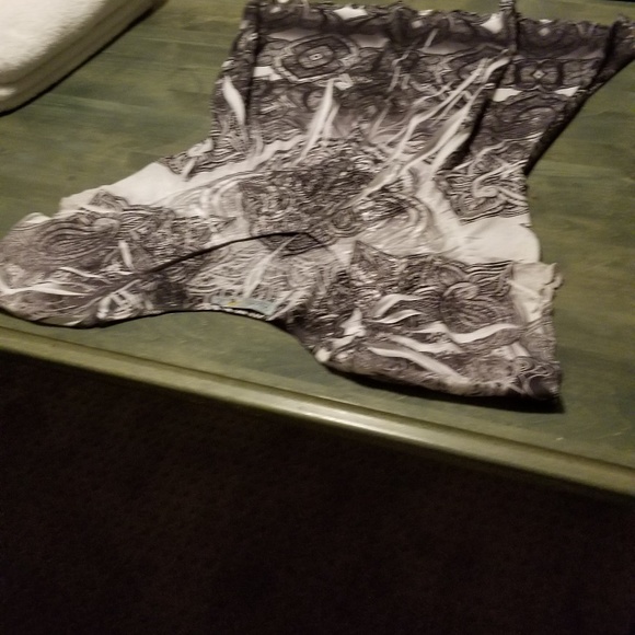 tunic - Picture 6 of 8